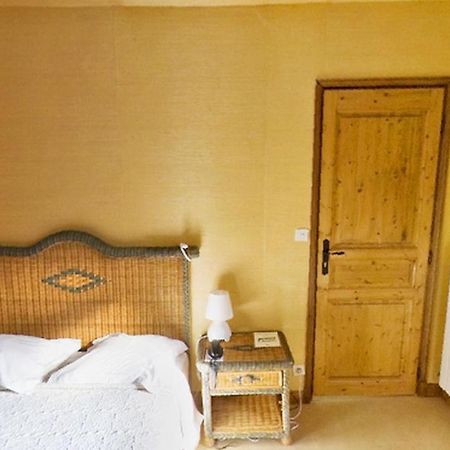 La Ferme Des Vallees Hotel Les Essarts-le-Roi Bagian luar foto