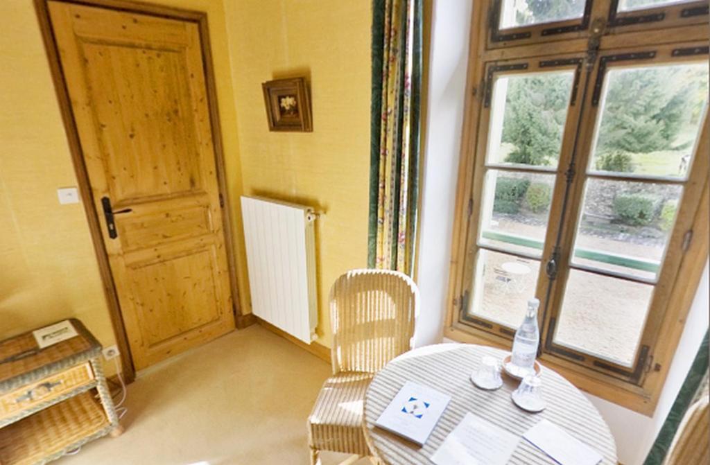La Ferme Des Vallees Hotel Les Essarts-le-Roi Bagian luar foto